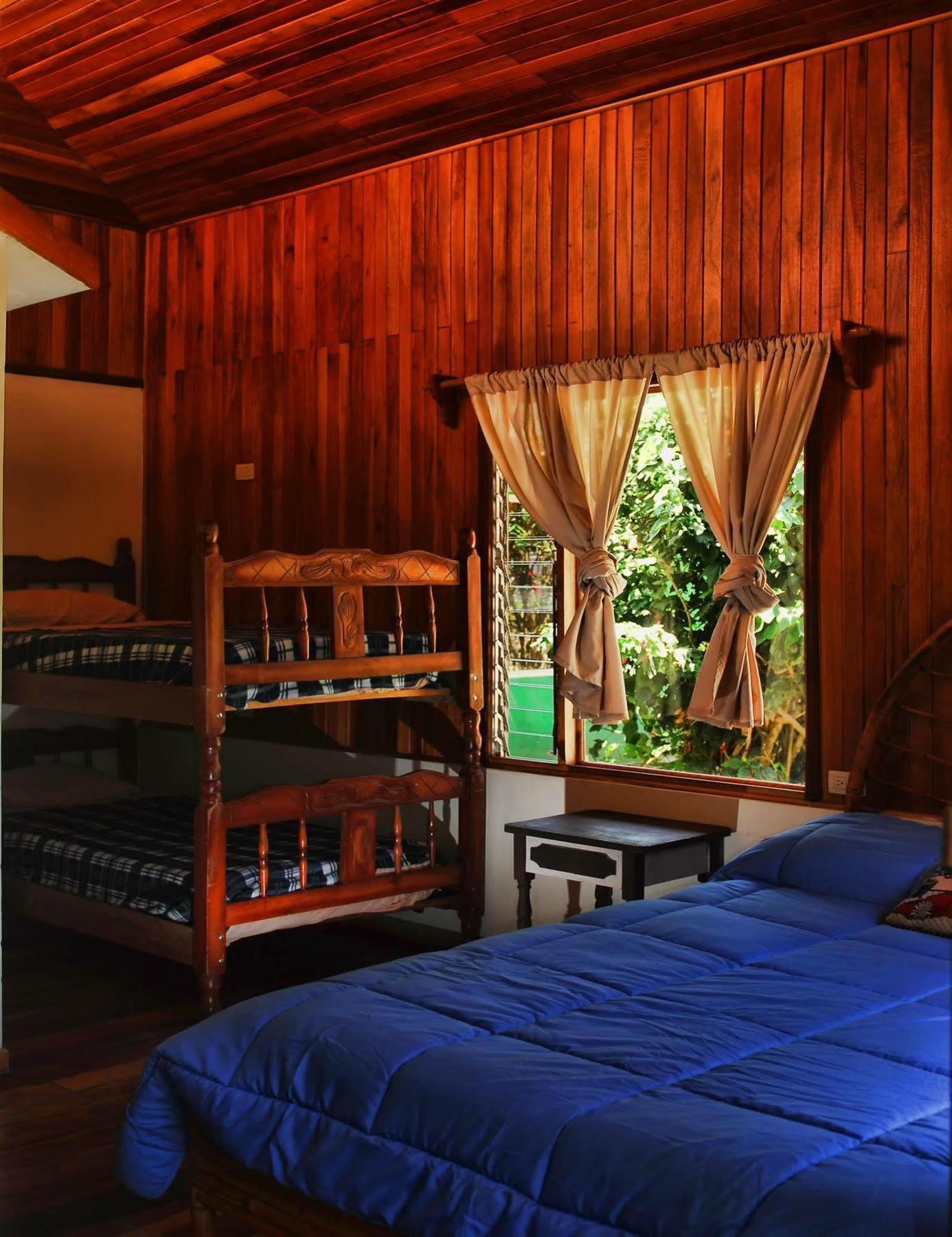 Pension Santa Elena Monteverde Екстериор снимка